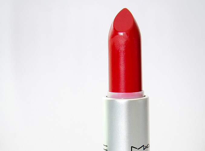red lipstick chemistry